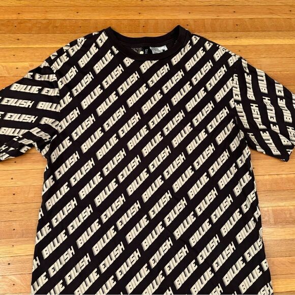 Billie Eilish H&M Divided grey/beige short sleeve tee shirt dress - Picture 2 of 3